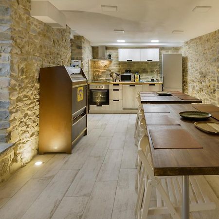 Casa Campanilla Jaca Otel Dış mekan fotoğraf