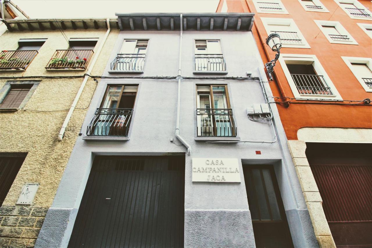 Casa Campanilla Jaca Otel Dış mekan fotoğraf